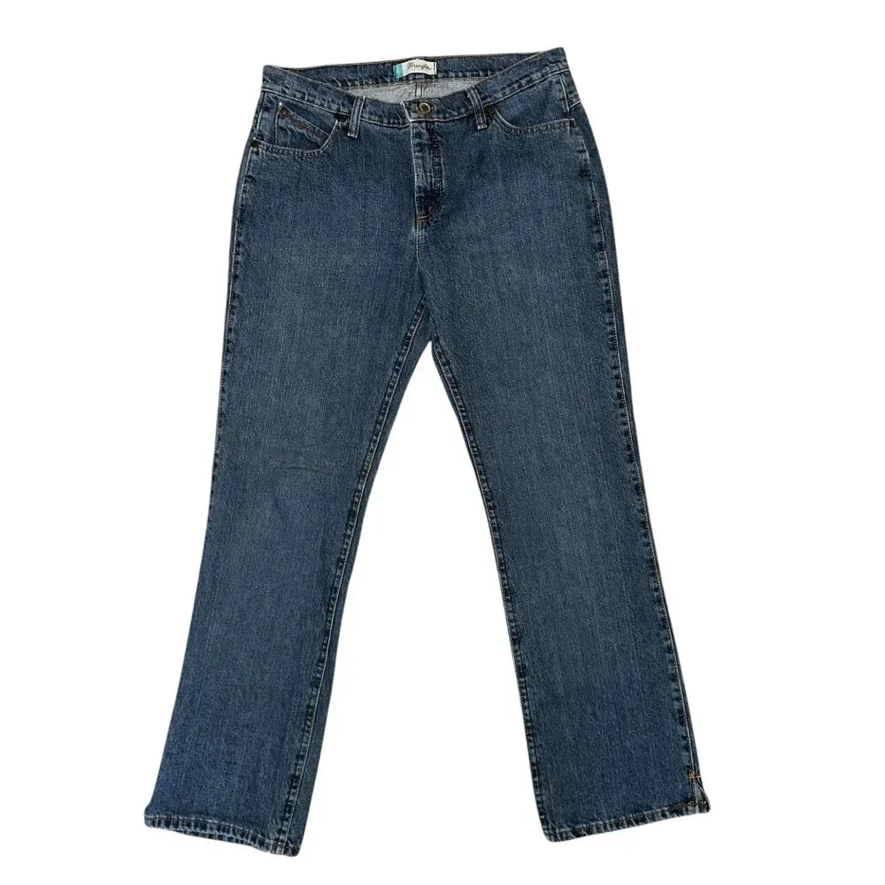 Wrangler Straight Leg Juniors Womens Jeans 11 12 32 Medium Wash Pockets Logo - Picture 2 of 8